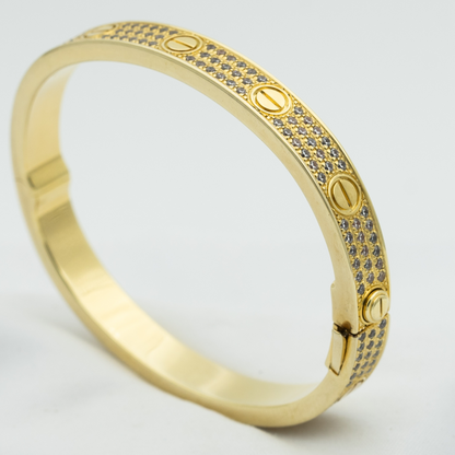 EternalGlow – Premium Diamond Love Bracelet – Gold / 16
