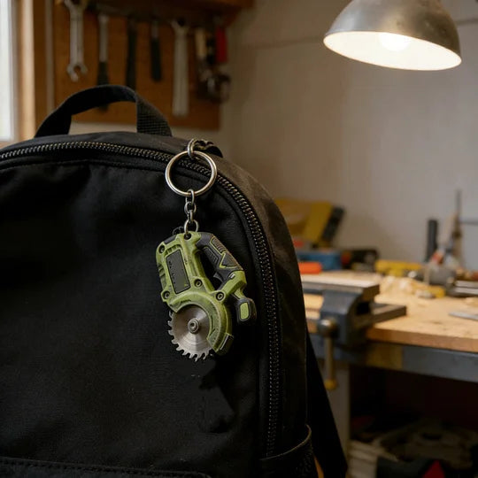 ToolTiny – Mini Power Tools Keychain – 2-in-1 Mini Saw Keychain / Buy 1