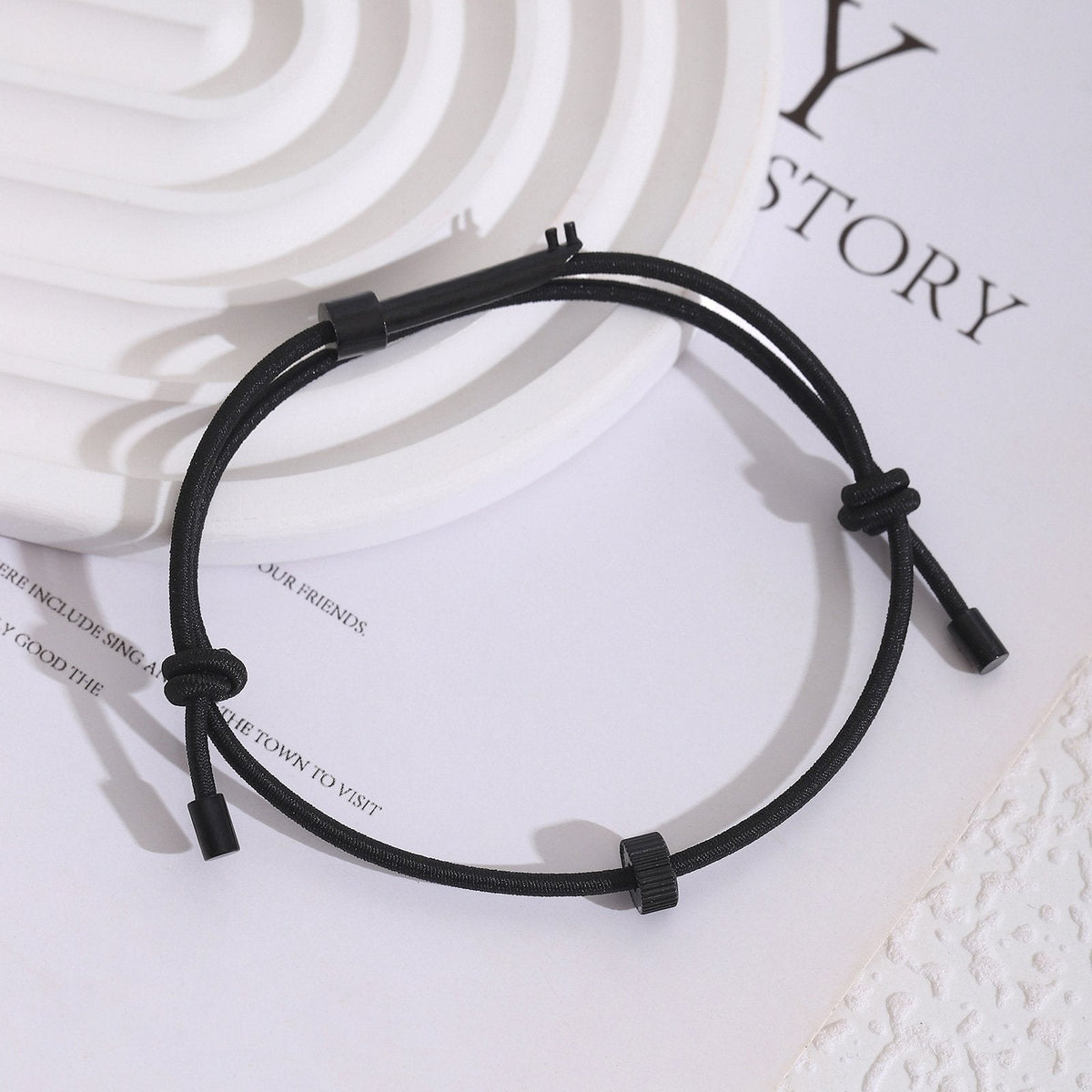 RescueBand – Emergency Glass Breaker Strap – Black