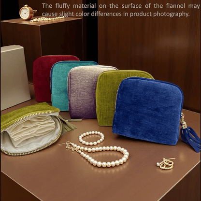 LuxeCarry – Portable Jewelry Storage Bag with Zipper – image 10