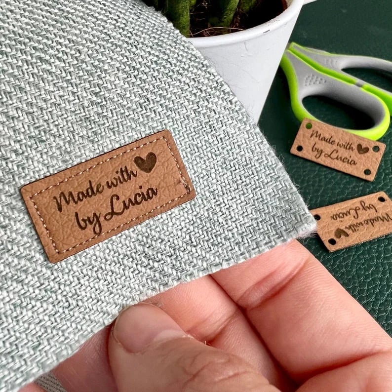 AuraStitch – Premium Faux Leather Labels & Tags – Without holes / 10 Labels