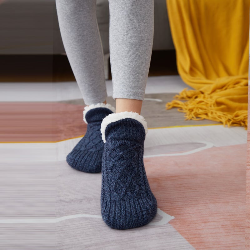 CloudWarm – Anti-Slip Indoor Slipper Socks – DEEP BLUE / S（4-8）