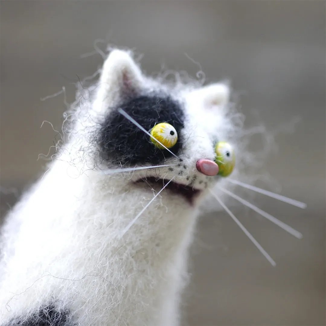 CurioCat - Soft Wool Figurine – image 6