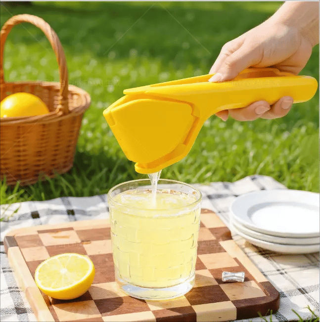 FreshSqueeze Max – Manual Citrus Juicer – image 6