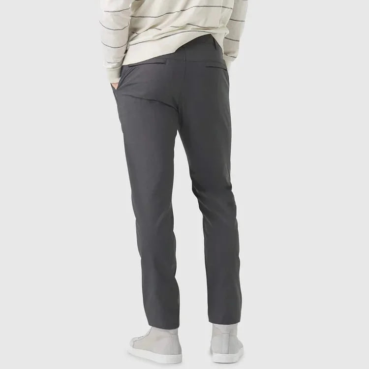 LuxeStride – Stylish Jetsetter Pants – image 32