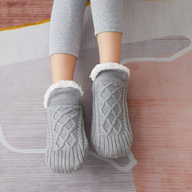 CloudWarm – Anti-Slip Indoor Slipper Socks – GRAY / S（4-8）