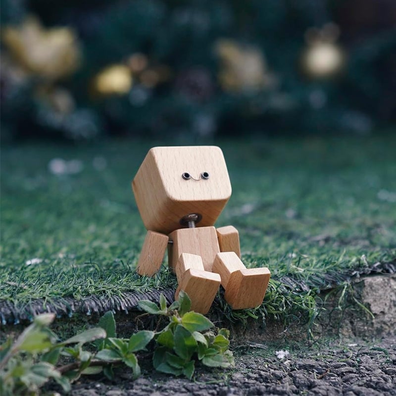Nod & Wiggle – Lively Wooden Companion – image 5