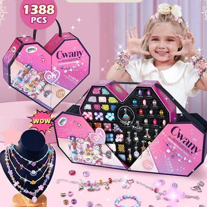Charmella – Girls Charm Bracelet Making Kit – Luxury: Heart-shaped gift box