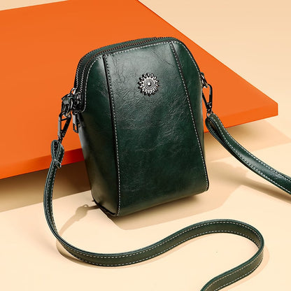 PocketChic – All-Match Vertical Cellphone Bag – Green