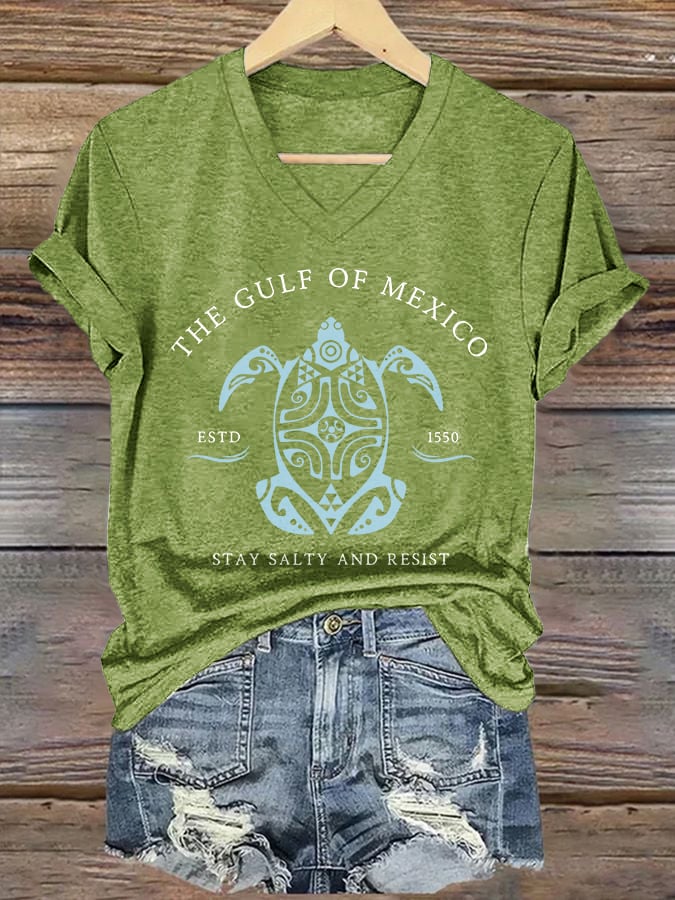 CoastMuse – Gulf Print V-Neck Women’s T-Shirt – Green / S