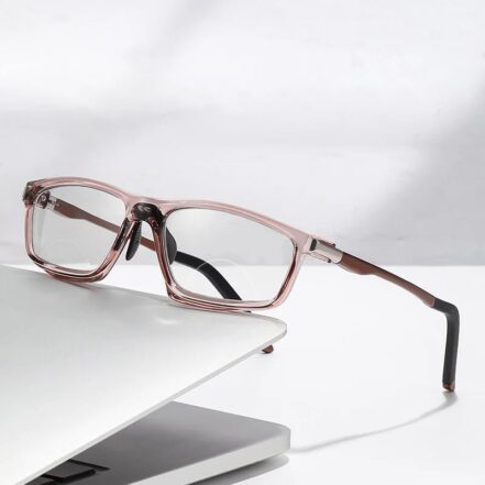 VisionSync – Adaptive Reading Glasses – Transparent Tea / '+1.00 / 40-45 YEAR OF AGE
