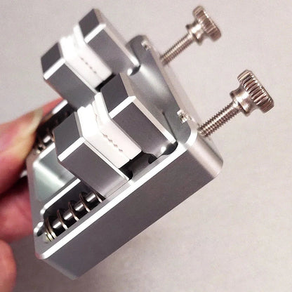 CircuitHold – Heavy Duty Soldering Clamp – image 2