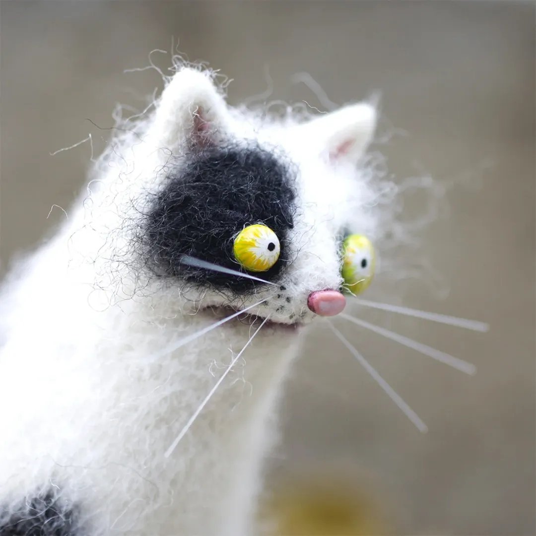 CurioCat - Soft Wool Figurine – image 5