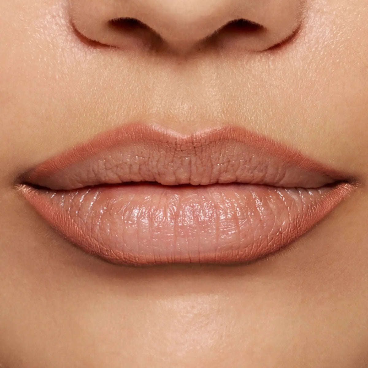 VelvetLine – Smooth Glide Defining Lip Pencil – Hazelnut Latte