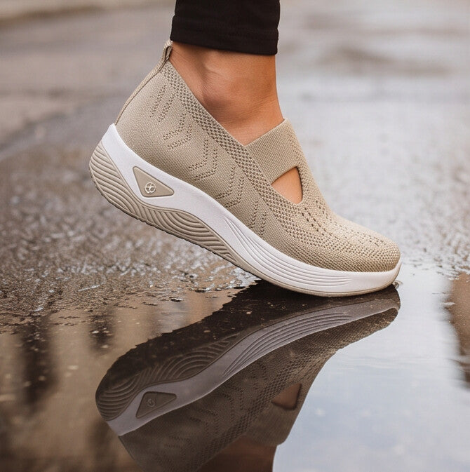 Pebble — Slip-On Walking Shoes with Rocker Sole – image 5