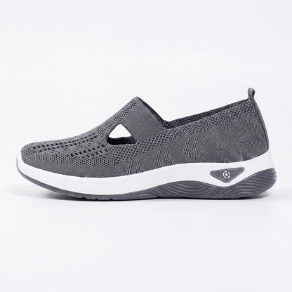 Pebble — Slip-On Walking Shoes with Rocker Sole – Charcoal / 34