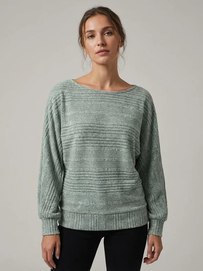 Linea™ Pullover – Women’s lightweight everyday top – Light Green / S