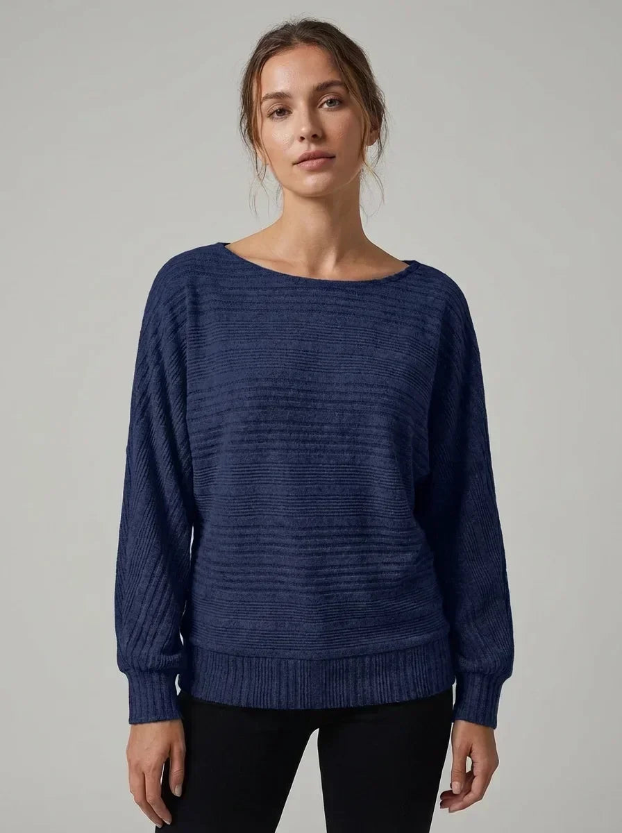 Linea™ Pullover – Women’s lightweight everyday top – Navy / S