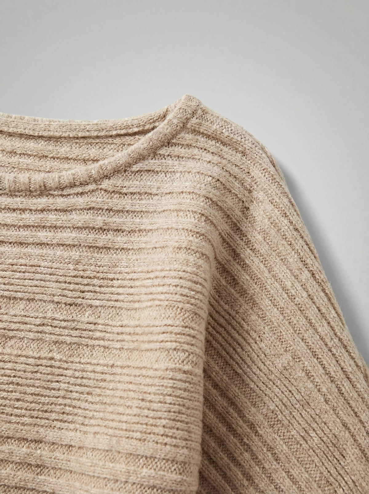 Linea™ Pullover – Women’s lightweight everyday top – image 2