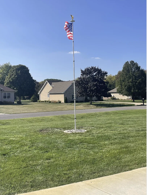 SolarGlory – Telescopic Flagpole with LED Light – image 6
