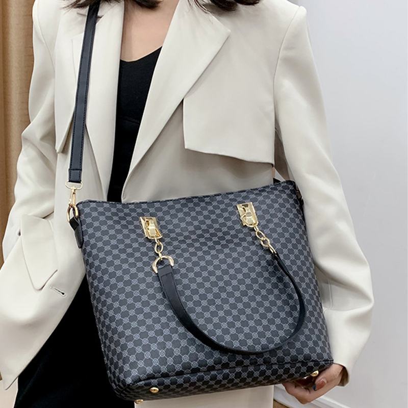 Classique – Premium Everyday Bag Collection – image 4