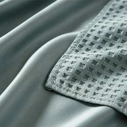 CloudWeave – Breathable Luxury Waffle Blanket – image 2